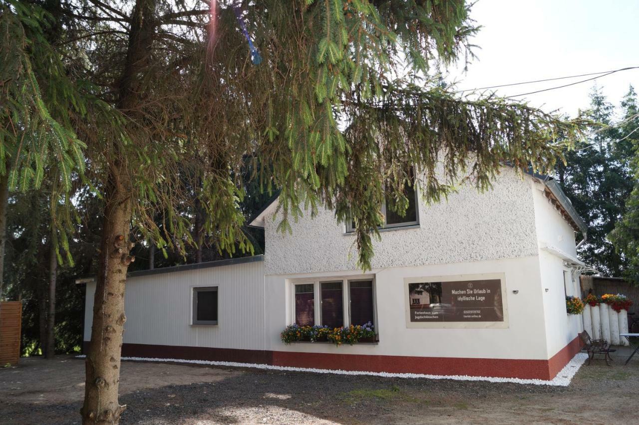 Ferienhaus Zum Jagdschlosschen Letschin エクステリア 写真